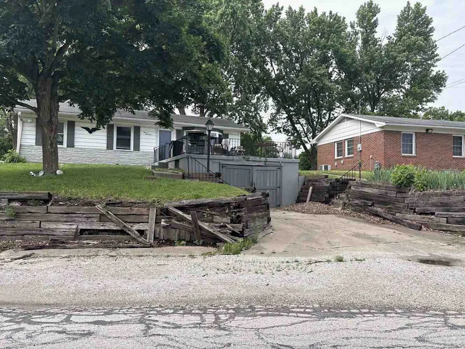 1114 Jefferson Rd Boonville, MO 65233, Cooper County