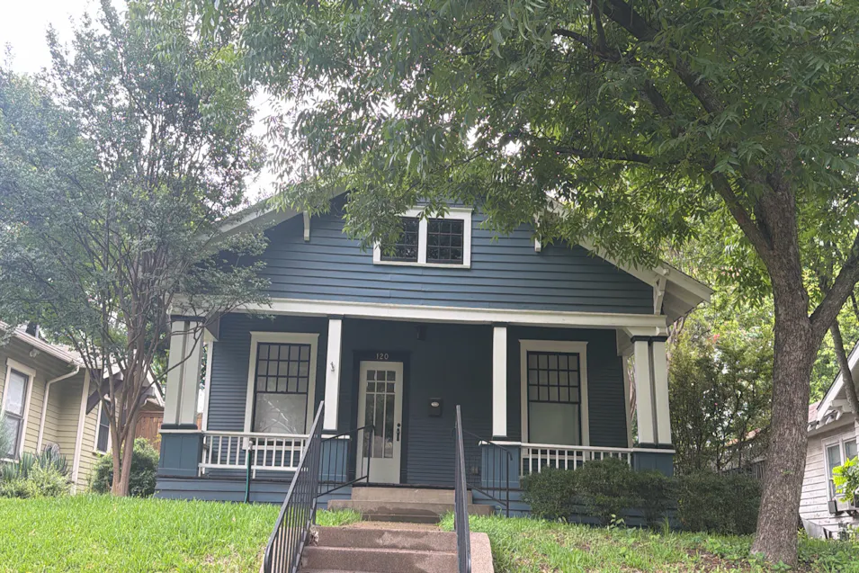 120 N Edgefield Avenue Dallas, TX 75208, Dallas County