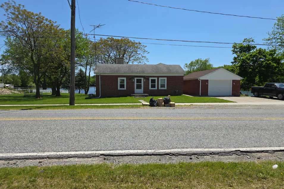 9068 Perry Rd Atlas, MI 48411, Genesee County
