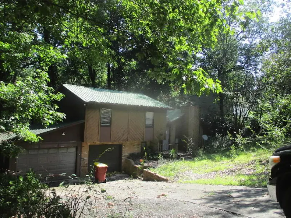 3116 Cobblestone Dr Birmingham, AL 35215, Jefferson County