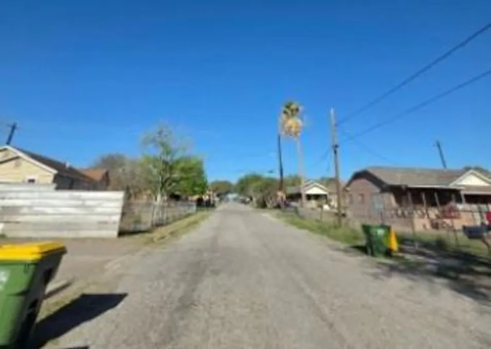 413 Margaret St Kenedy, TX 78119, Karnes County