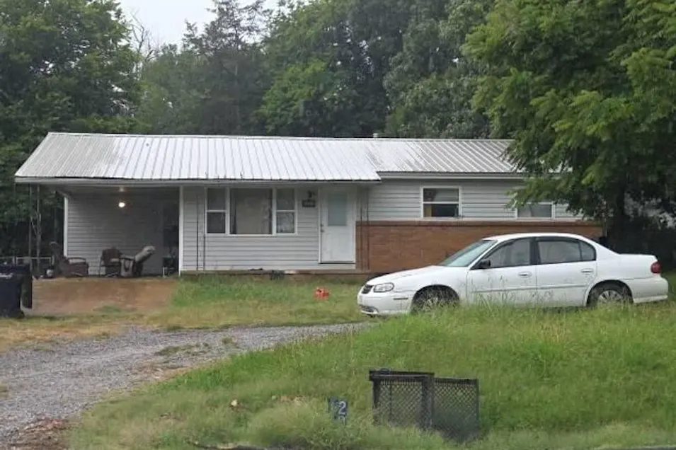 2041 North Central Avenue Batesville, AR 72501, Independence County