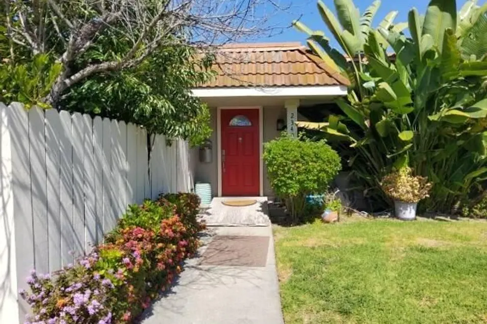 23401 El Reposa Aliso Viejo, CA 92656, Orange County