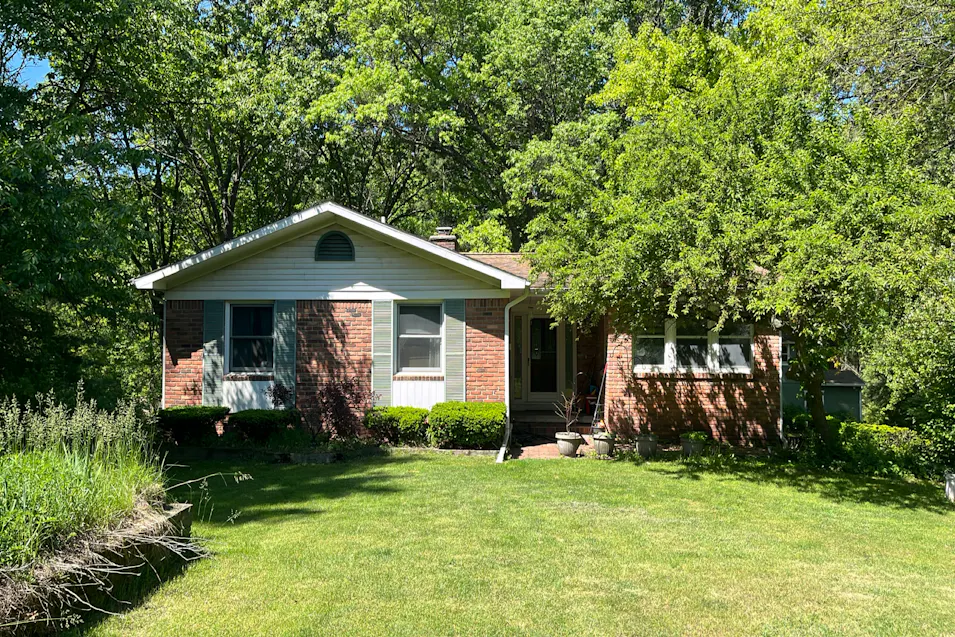 10142 McGregor Rd Pinckney, MI 48169, Livingston County