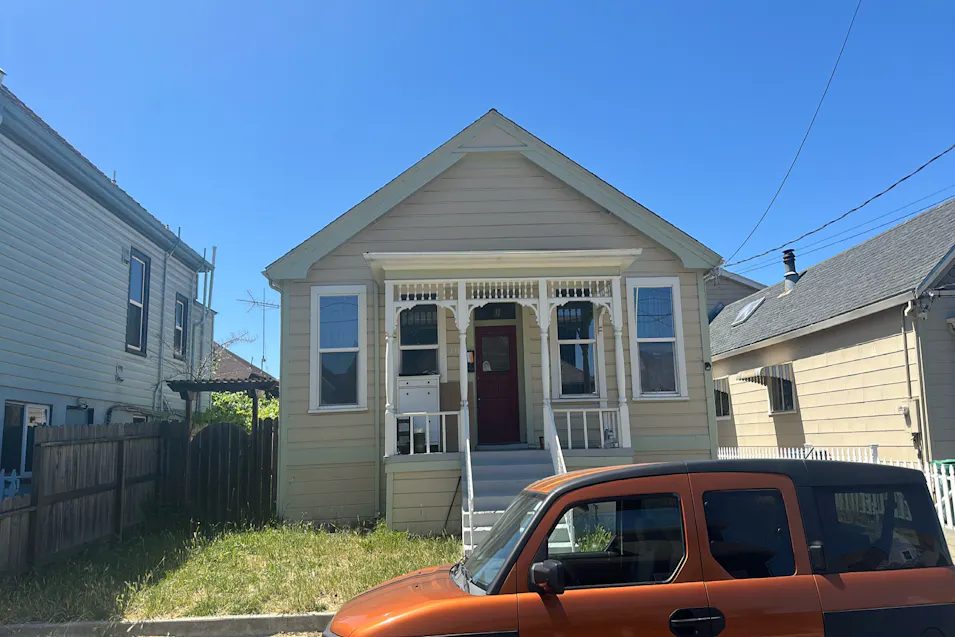 1717 Oak St Alameda, CA 94501, Alameda County