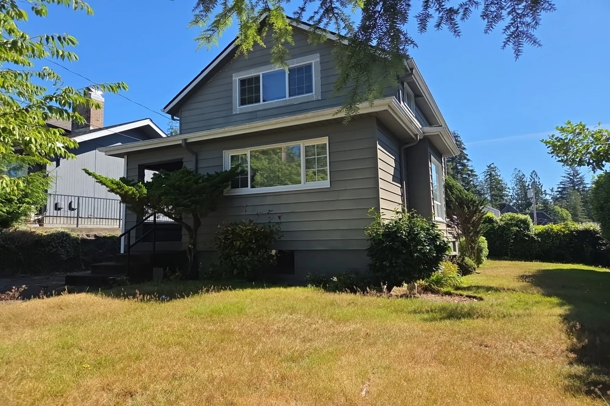 Broadway St, Aberdeen, WA 98520 #1