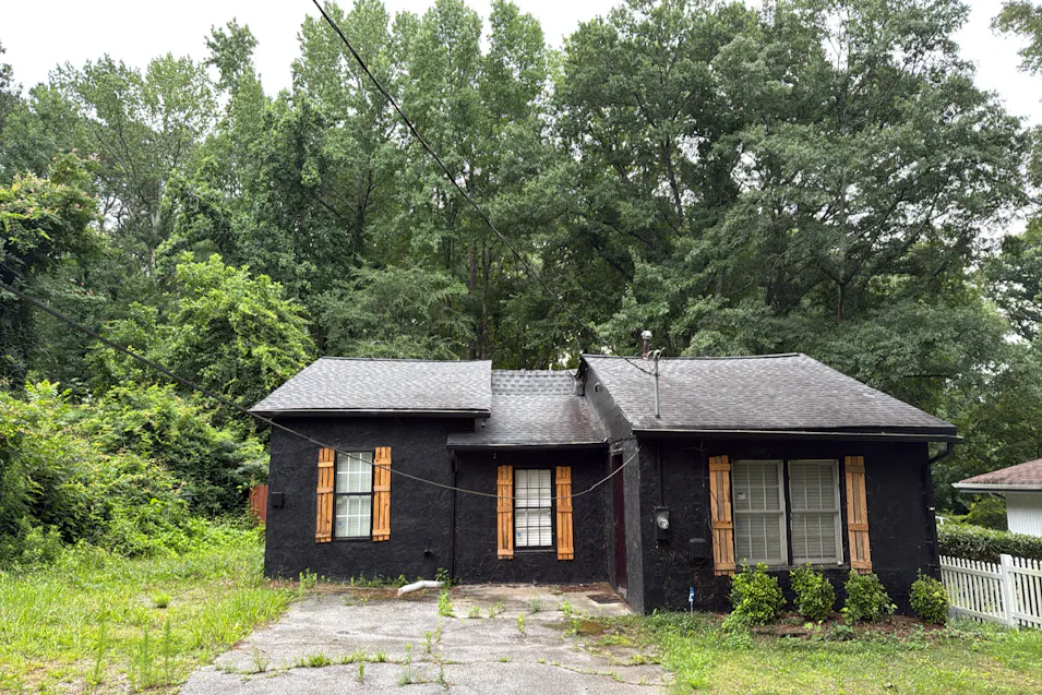 3258 Pebble Dr Atlanta, GA 30344, Fulton County
