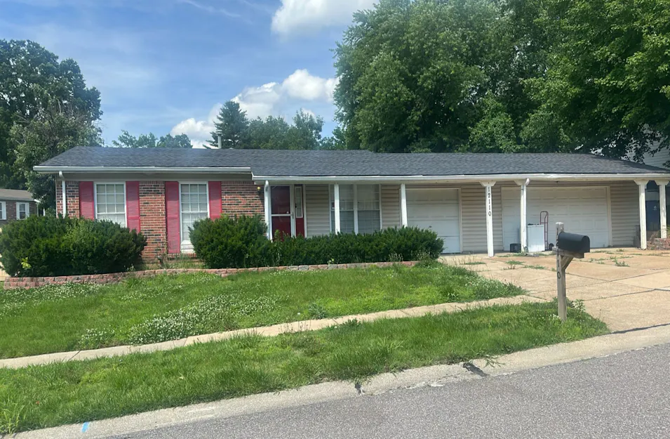 12110 La Padera Lane Florissant, MO 63033, St. Louis County