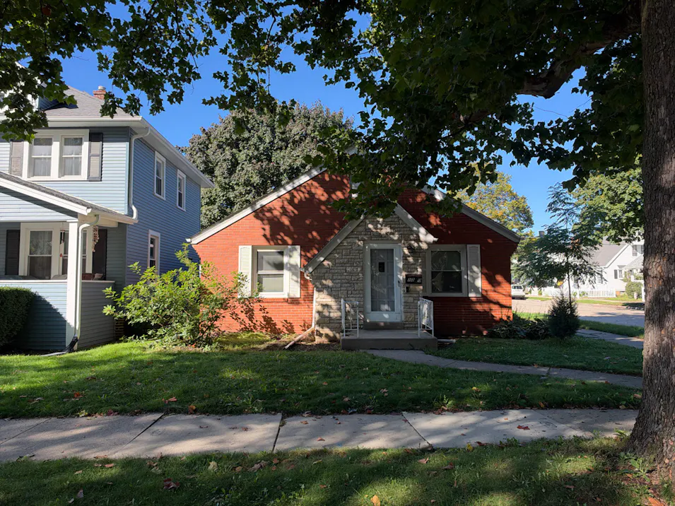 1300 Arthur Avenue Racine, WI 53405, Racine County