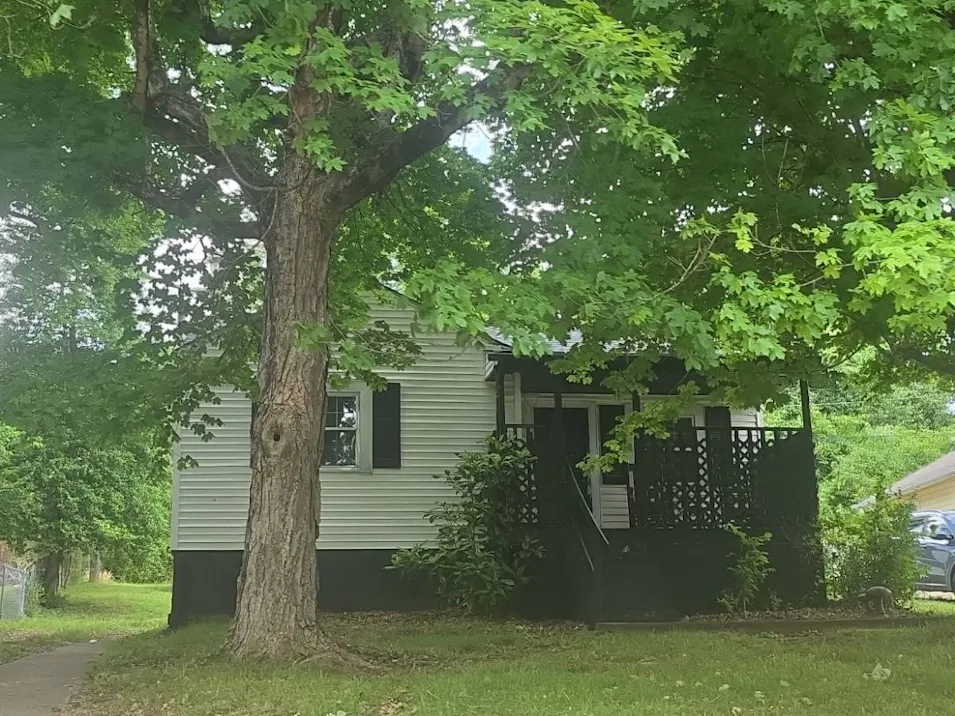 2lien-708 Central Ave Clarksville, TN 37040, Montgomery County