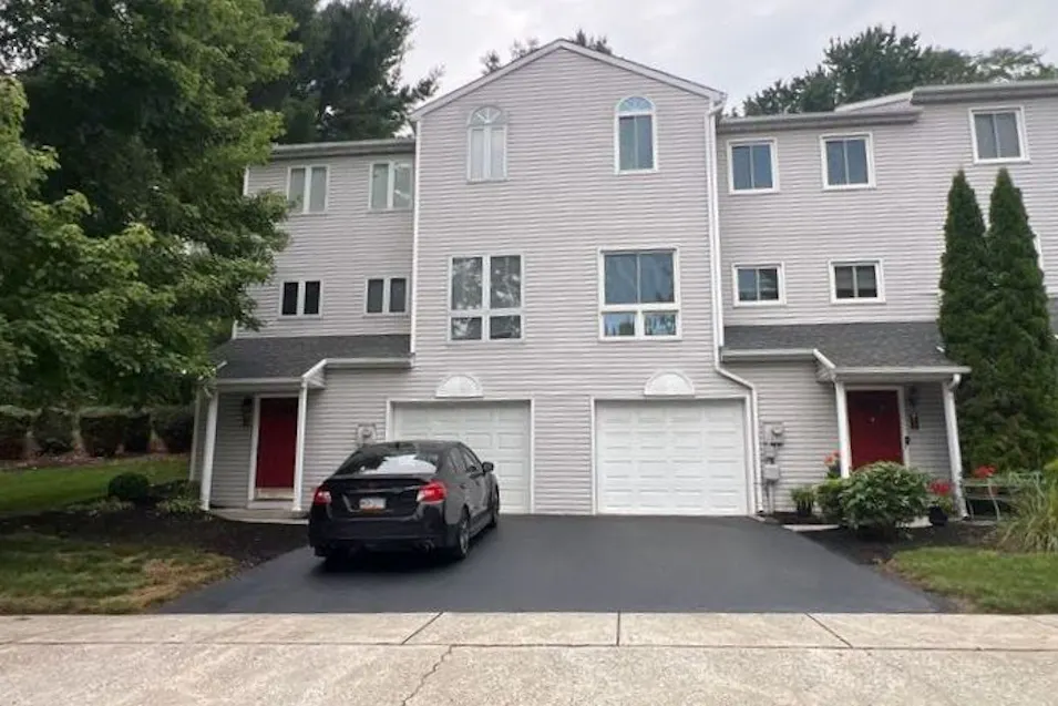 1761 Creek Vista Dr New Cumberland, PA 17070, Cumberland County