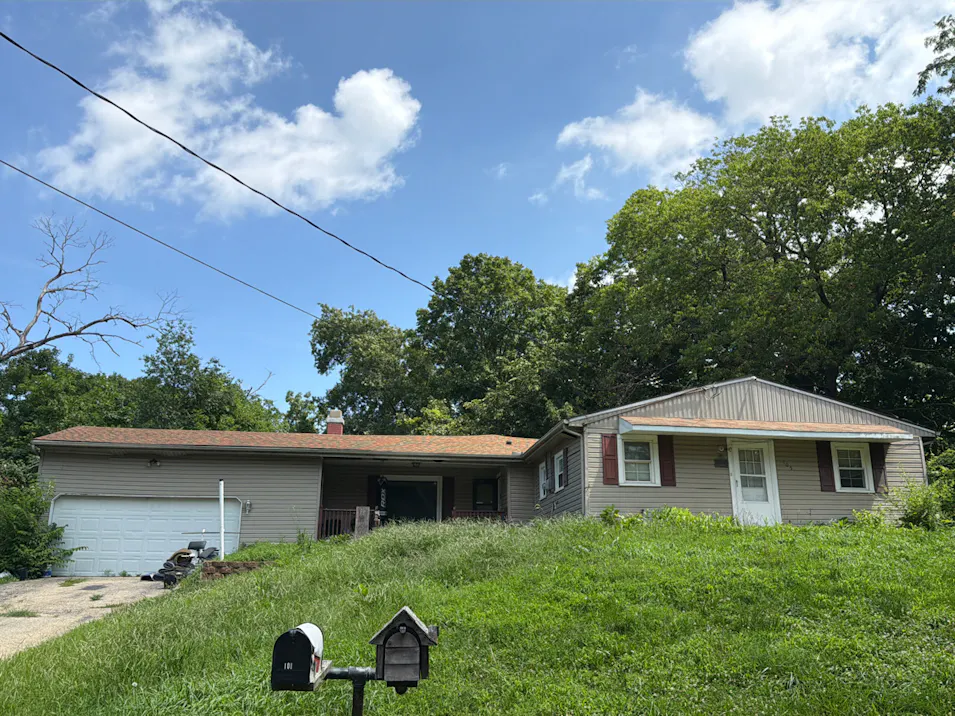 105 Morton St Creve Coeur, IL 61610, Tazewell County