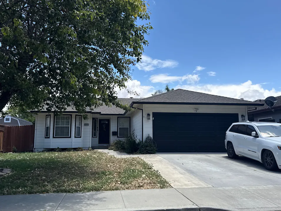 1211 Prune St Hollister, CA 95023, San Benito County