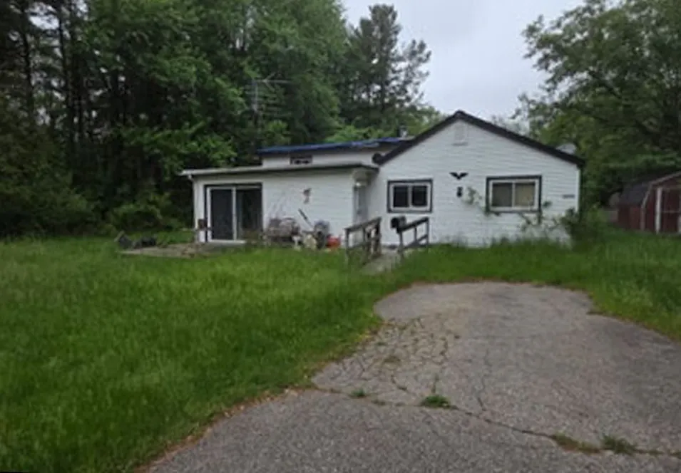 13676 Us Highway 12 Brooklyn, MI 49230, Jackson County