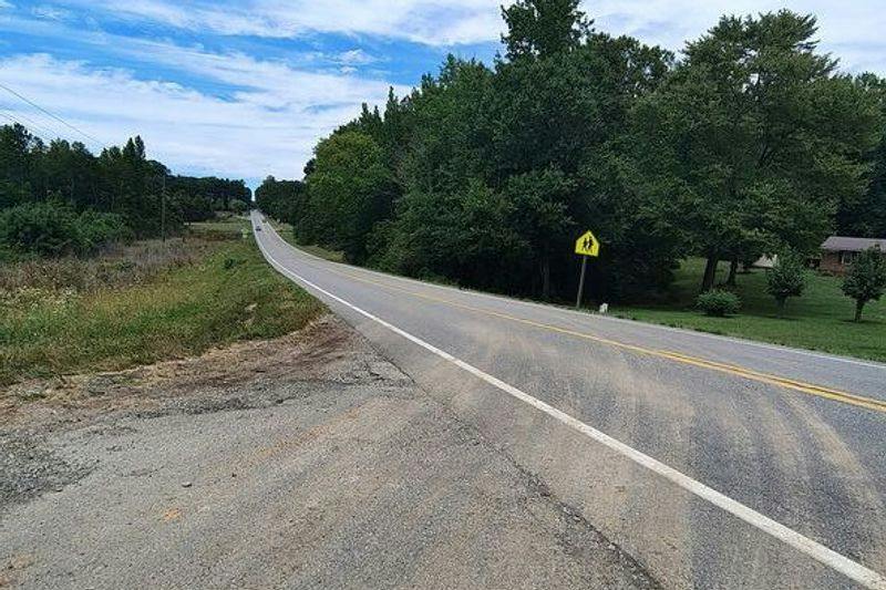 L P Bailey Memorial Hwy, Nathalie, VA 24577