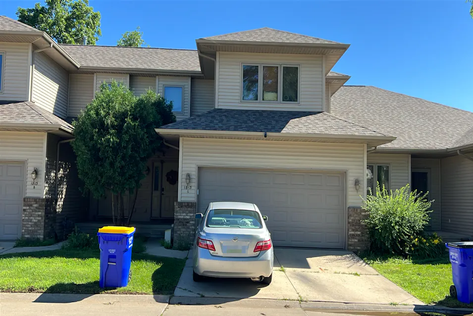 1813 12th Ave Unit C Coralville, IA 52241, Johnson County