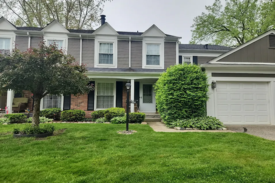 1394 Crescent Ln Rochester Hills, MI 48306, Oakland County