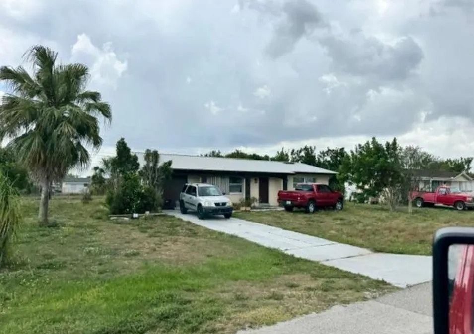 331 Hazelwood Ave S Lehigh Acres, FL 33936, Lee County