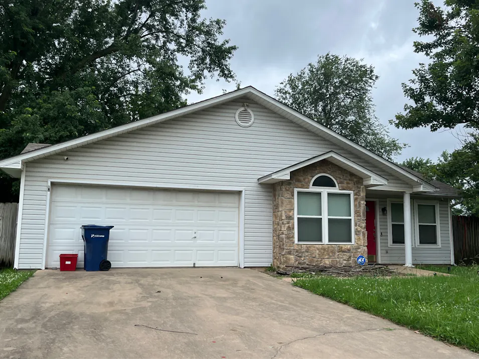1000 Arrowwood Ln Siloam Springs, AR 72761, Benton County