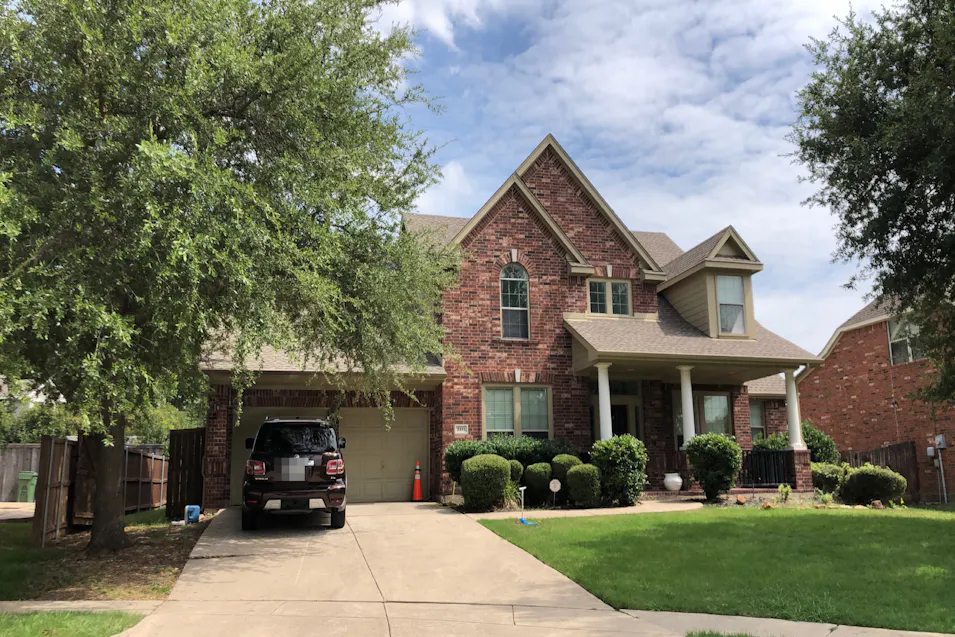 2411 Lakewood Dr Grand Prairie, TX 75054, Tarrant County