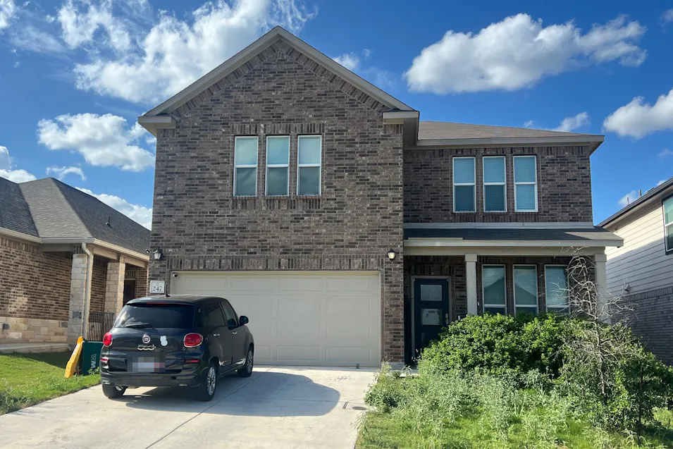 247 W Granite Shores Dr Boerne, TX 78006, Kendall County