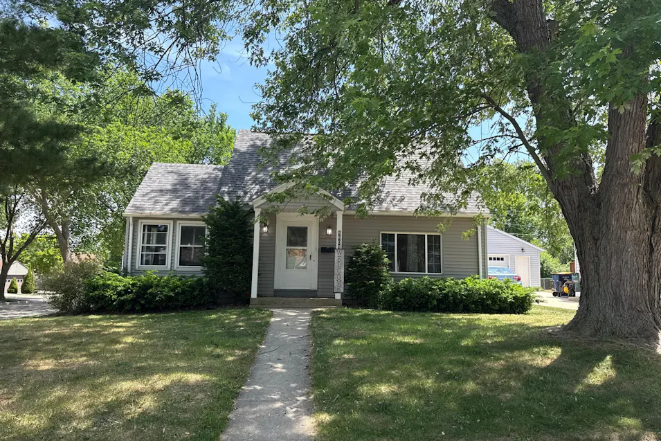 8601 W Dakota St West Allis, WI 53227, Milwaukee County