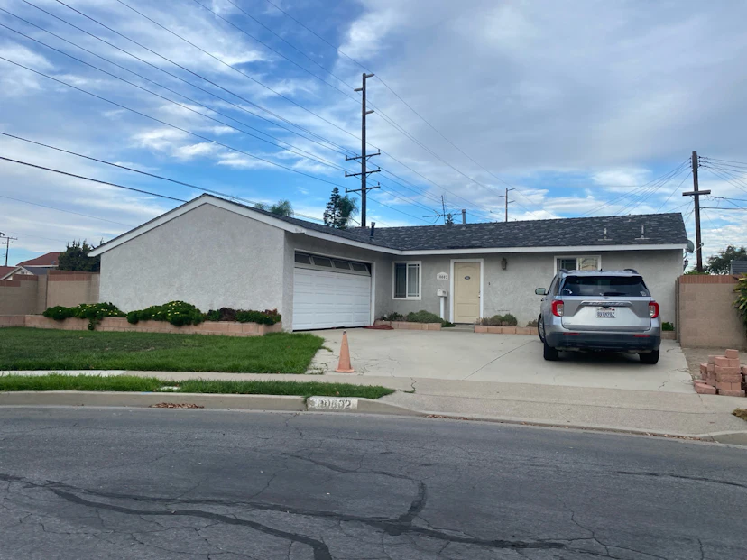 10002 Saint George Cir