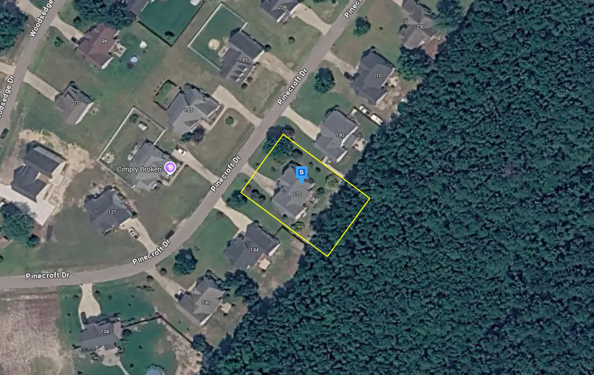 Pinecroft Dr, Dunn, NC 28334
