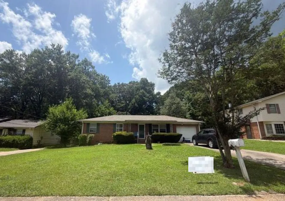 2404 7th Pl NE Center Point, AL 35215, Jefferson County