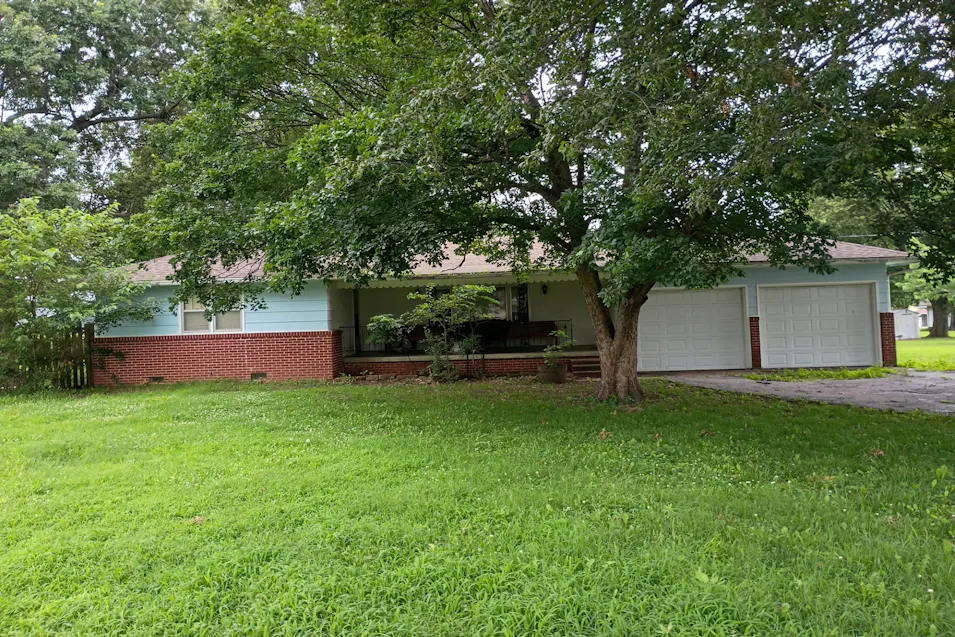 611 S 2nd St Jasper, MO 64755, Jasper County