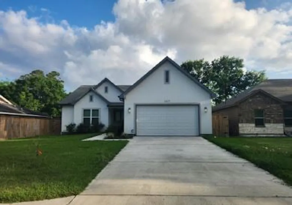 2627 Carmel St Houston, TX 77091, Harris County