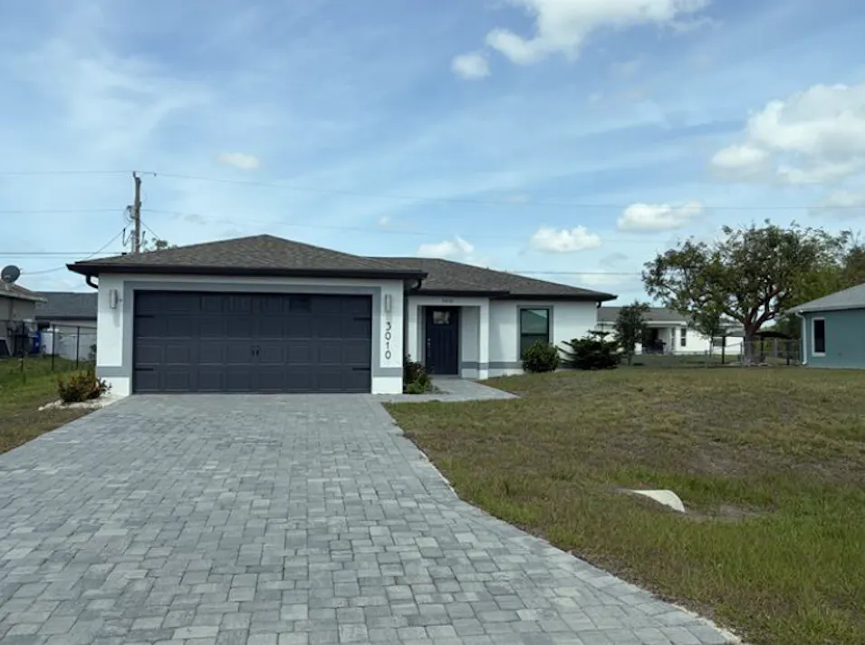 3010 NE 6th Place Cape Coral, FL 33909, Lee County