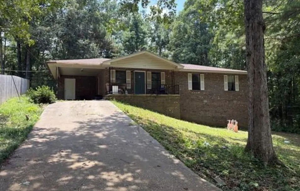 168nw6th Ave Vernon, AL 35592, Lamar County