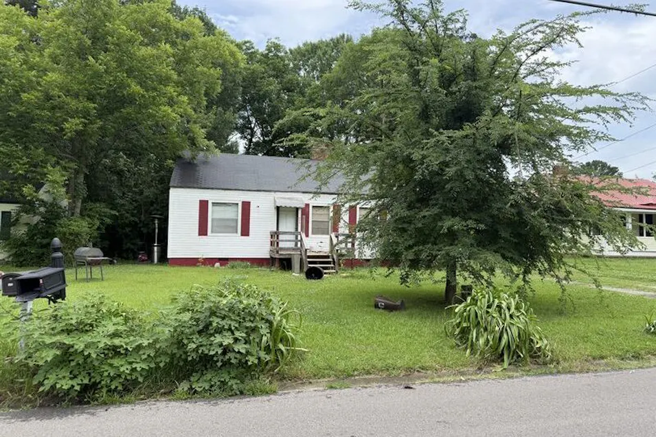 548 Selma Road Bessemer, AL 35020, Jefferson County