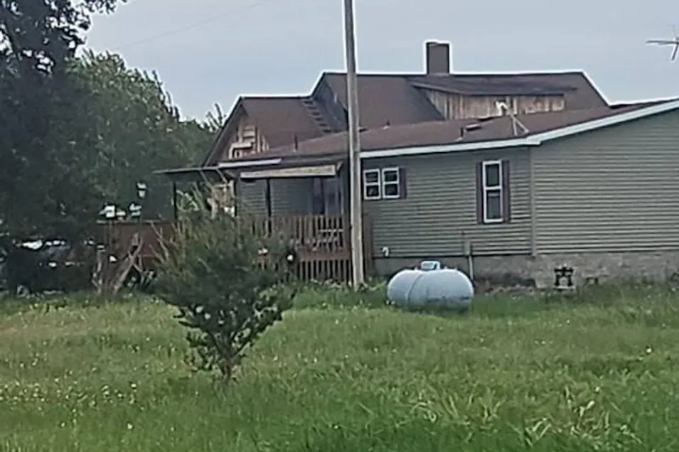 3932 Hwy 100 Aurora, MN 55705, St. Louis County