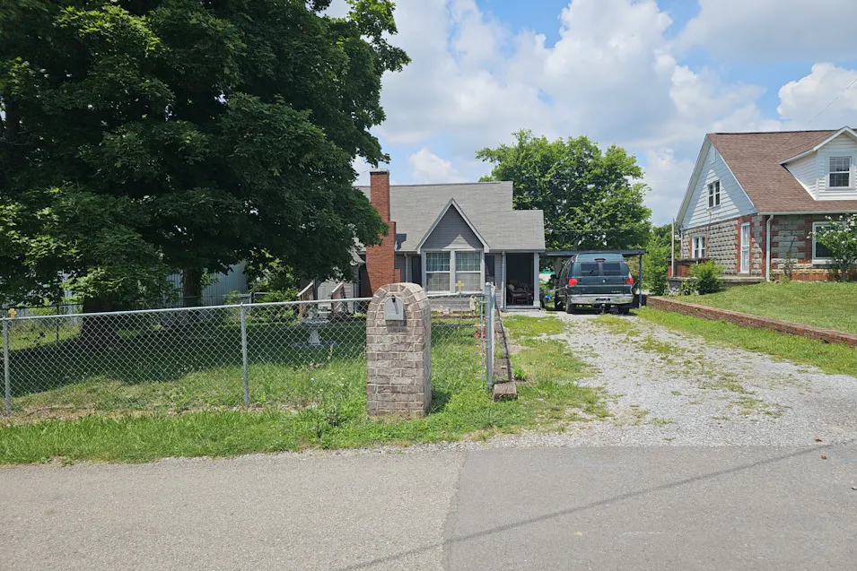 105 Adkins Street Clarksville, TN 37042, Montgomery County