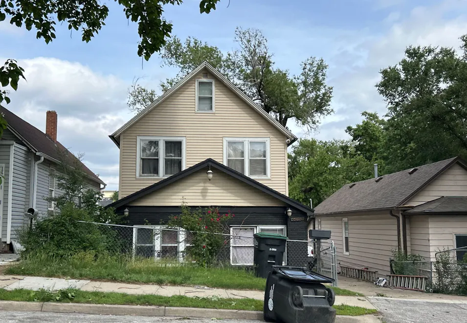 5623 S 21st Street Omah, NE 68107, Douglas County
