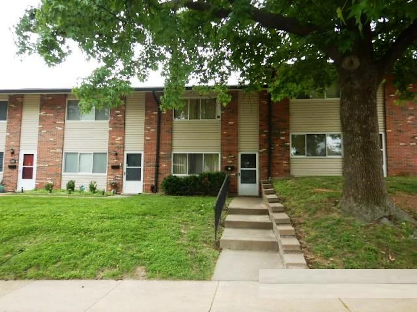 9072 Villa Ridge Court