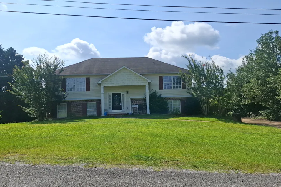 180 Hidden Ridge Dr Odenville, AL 35120, St. Clair County