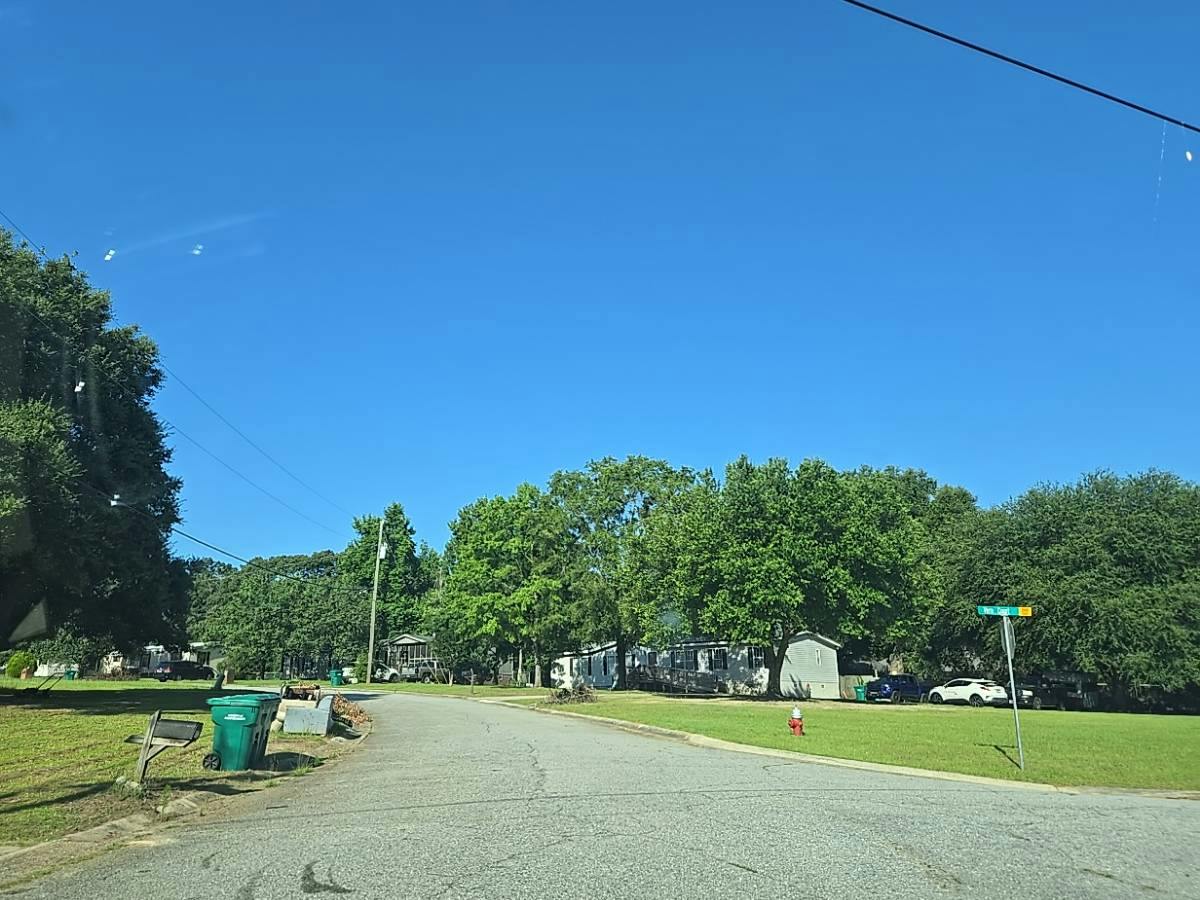 Madison Dr, Bonaire, GA 31005