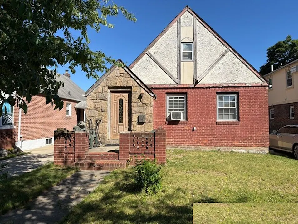 18337 Brinkerhoff Avenue Saint Albans, NY 11412, Queens County