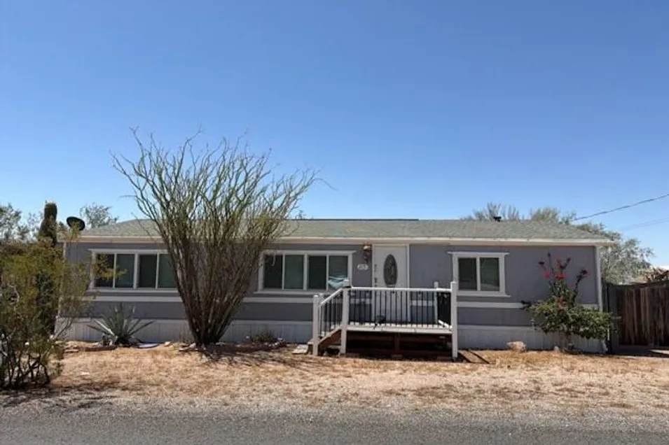 115 West Kaniksu St Apache Junction, AZ 85120, Pinal County