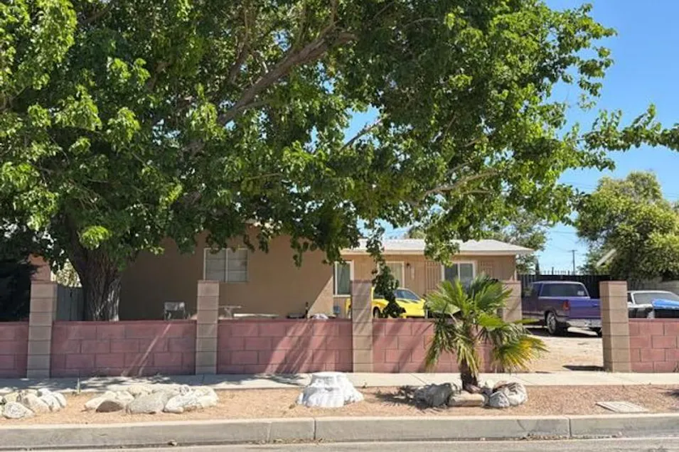 2153 E Avenue Q2 Palmdale, CA 93550, Los Angeles County