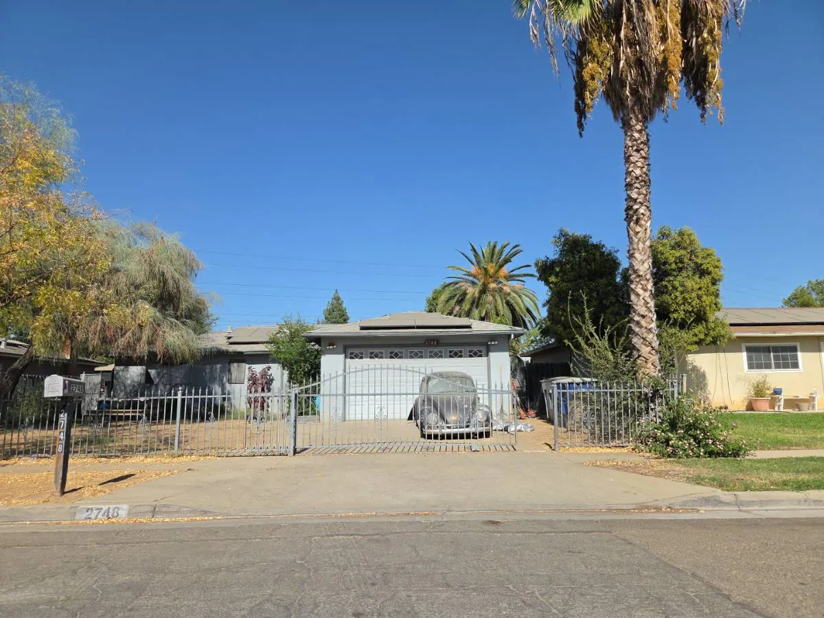 Indianapolis Ave, Fresno, CA 93705 #1