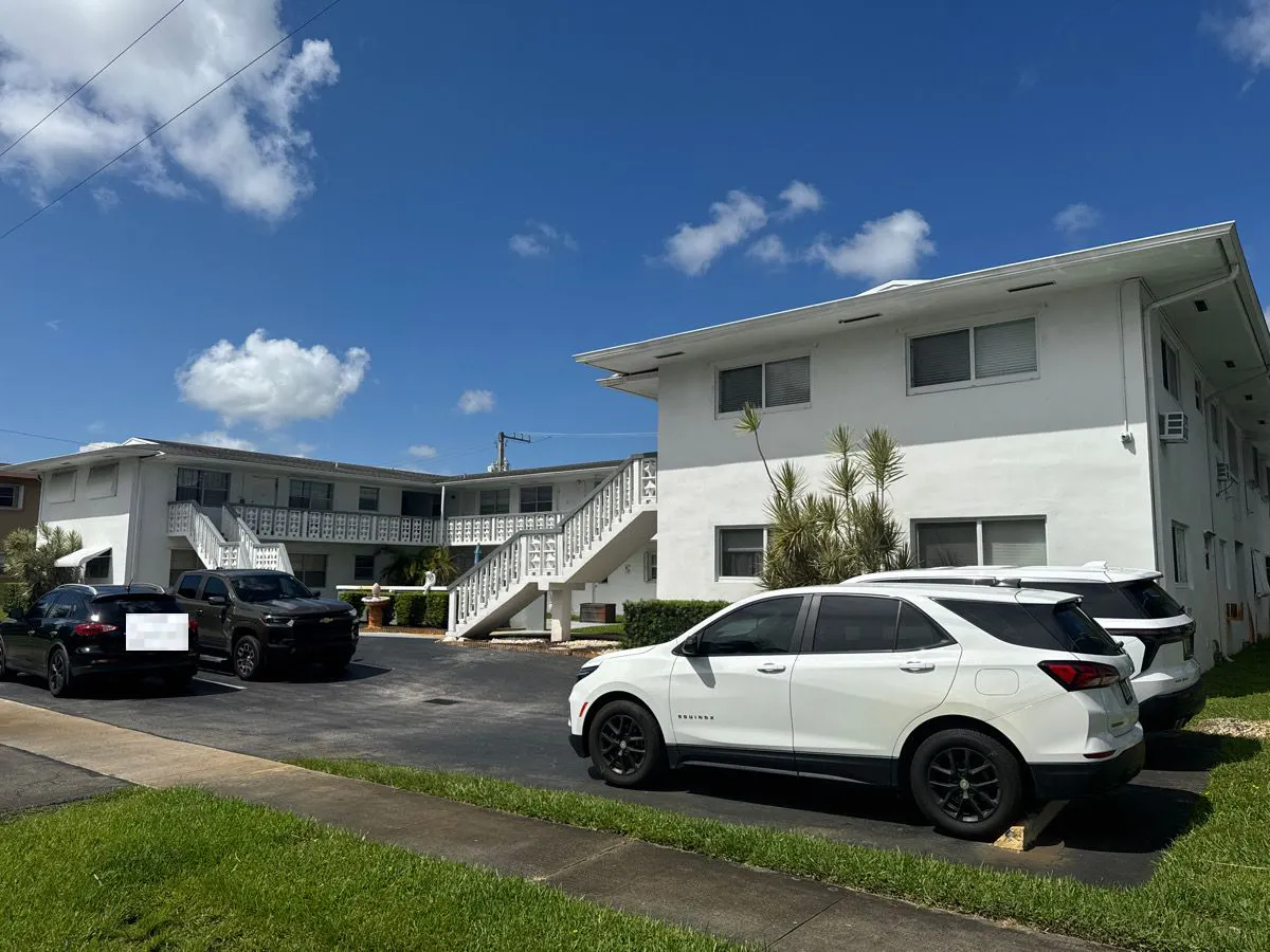 Crescent Dr, Hollywood, FL 33021 #1