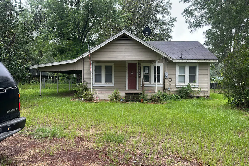 11996 Highway 4 Chatham, LA 71226, Jackson County