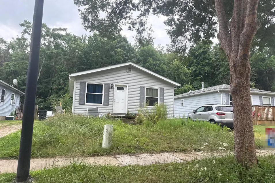 1560 Thurston St. Akron, OH 44320, Summit County