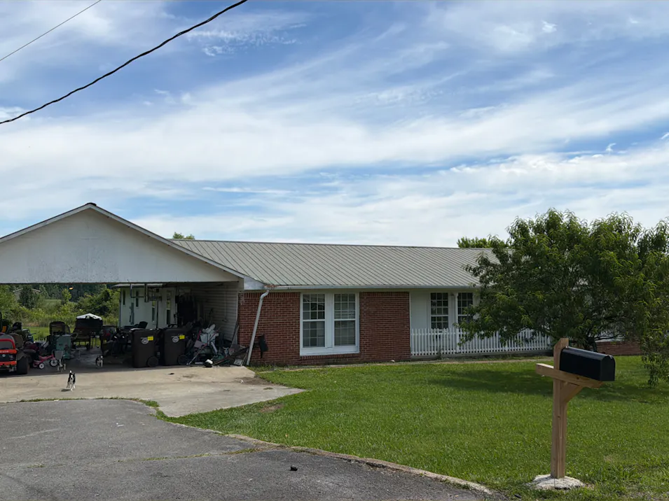135 Gizzard Point Road Scottsboro, AL 35768, Jackson County