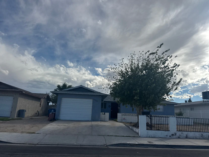 2228 Brady Ave