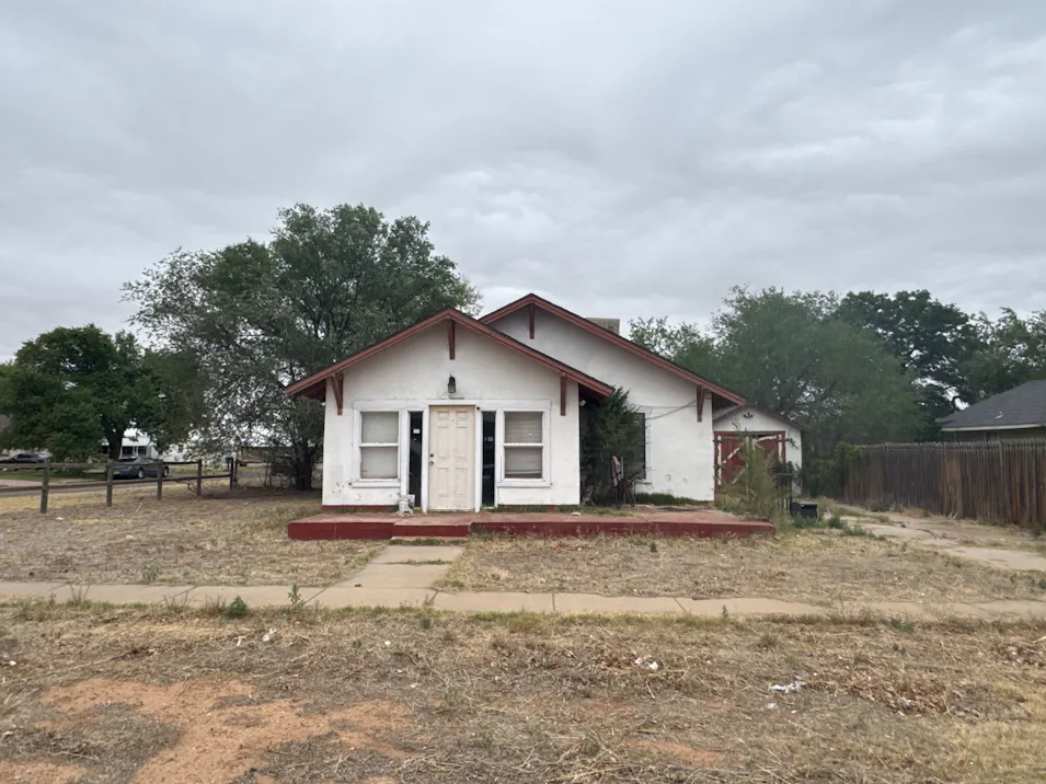 620 W 10th St Clovis, NM 88101, Curry County